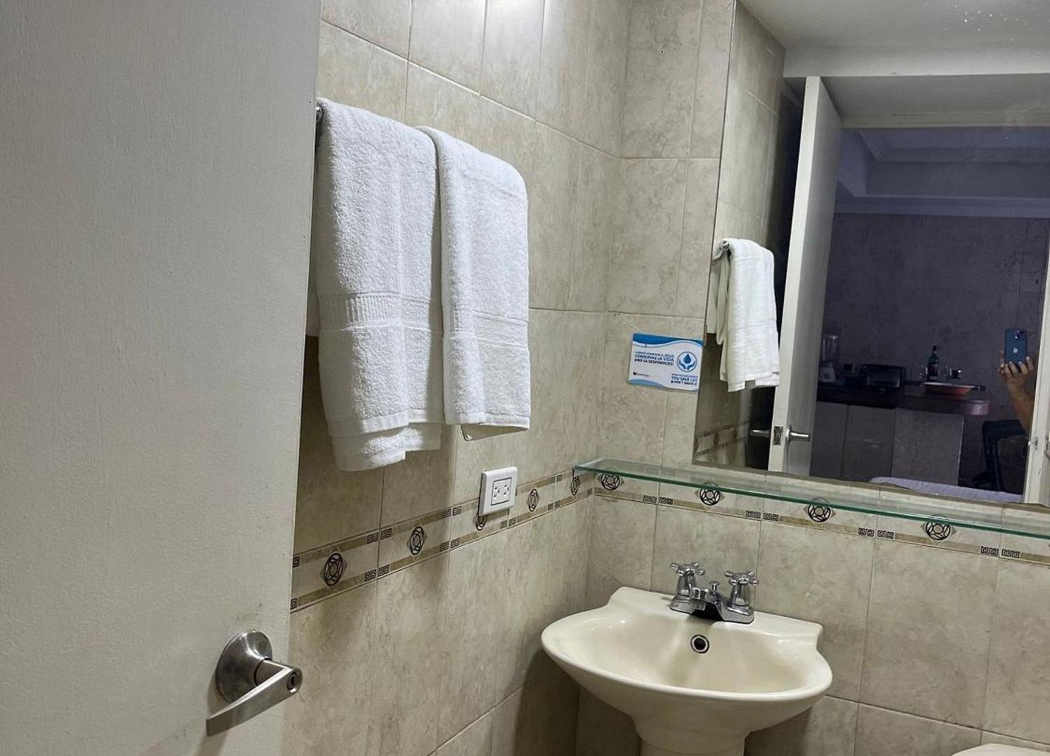 Apto A Pasos De La Playa, Ubicación Perfecta Apartamento *
