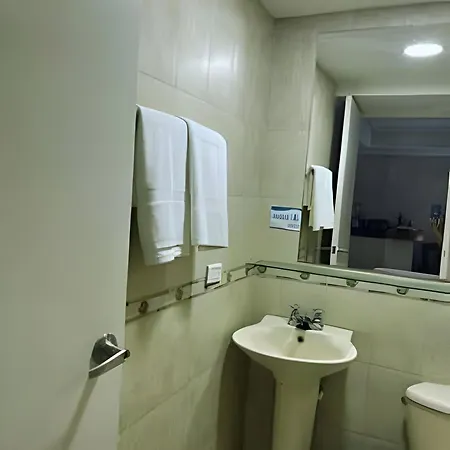 Apartamento Apto A Pasos De La Playa, Ubicación Perfecta *