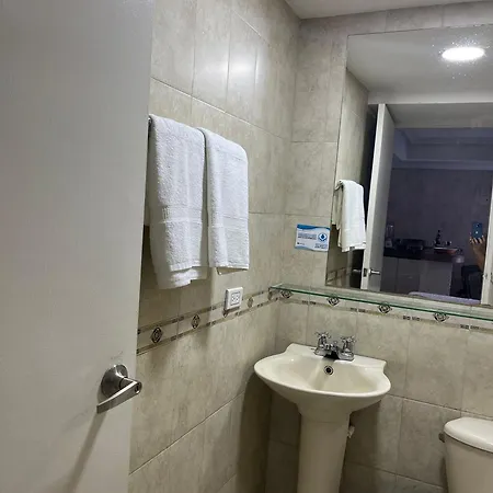 Apto A Pasos De La Playa, Ubicación Perfecta Apartamento *