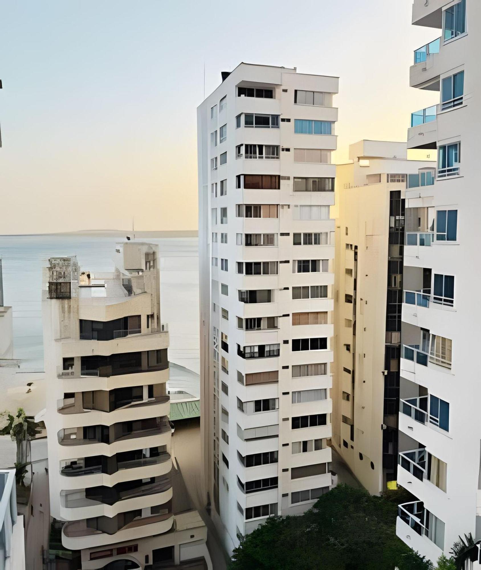 Apto A Pasos De La Playa, Ubicacion Perfecta Apartamento *